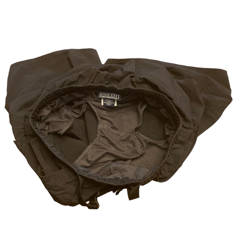 Lands End lined pull-on black shorts ladies size medium, clasp and pockets. - Picture 6 of 16